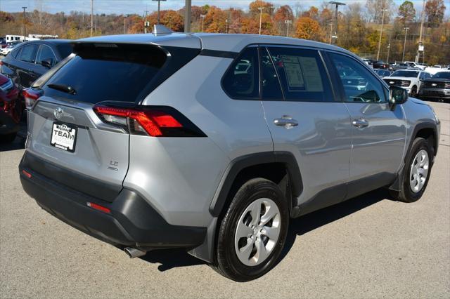 2023 toyota rav4 le