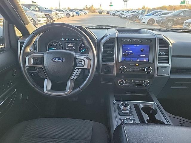 2021 ford expedition max xlt
