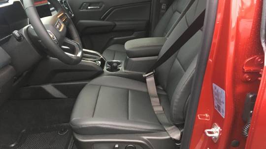 2024 GMC Canyon