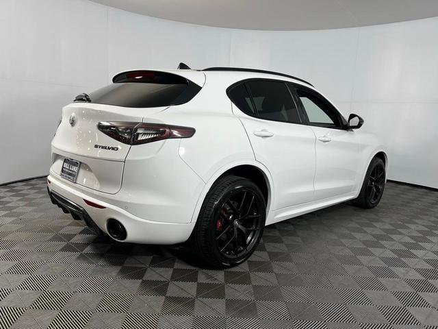 2021 alfa romeo stelvio ti sport