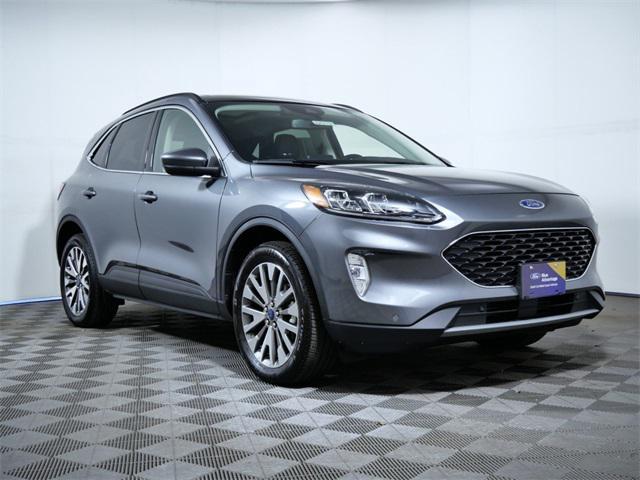 2022 ford escape titanium