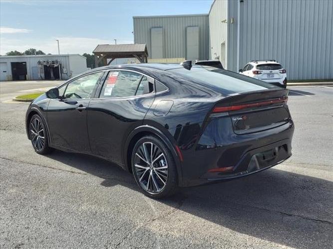 new 2024 toyota prius xle