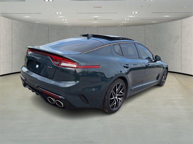 2022 kia stinger gt-line