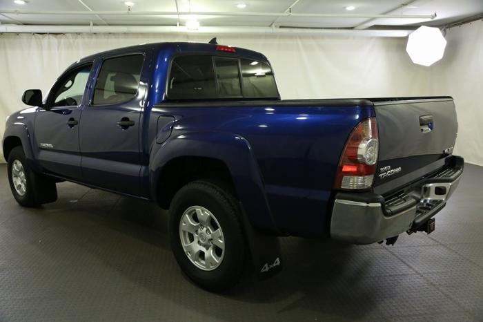 used 2015 toyota tacoma w/ sr5 package norwood, ma 02062 for sale in norwood, massachusetts