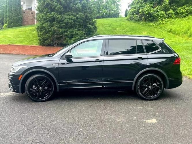 2022 volkswagen tiguan se r-line black 4motion sport utility 4d in gastonia, north carolina
