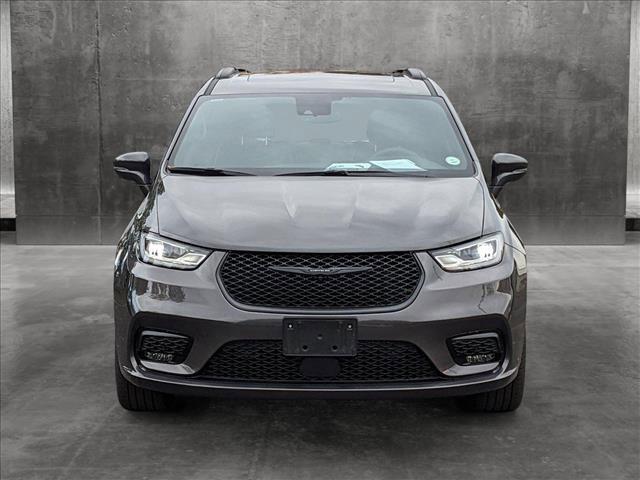 2022 chrysler pacifica limited
