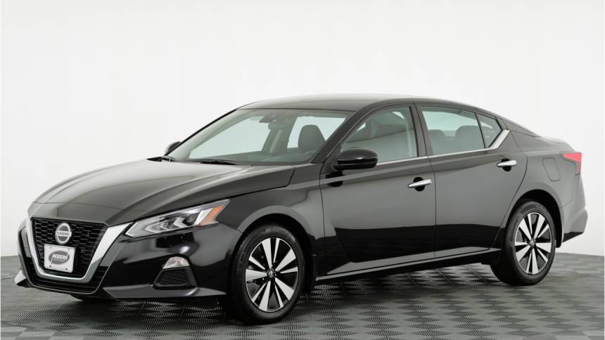 2021 nissan altima 2.5 sv
