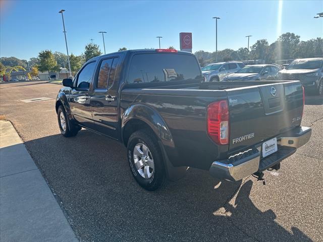 2011 nissan frontier sv
