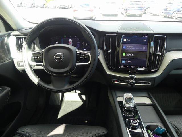 2022 volvo xc60 b5 inscription
