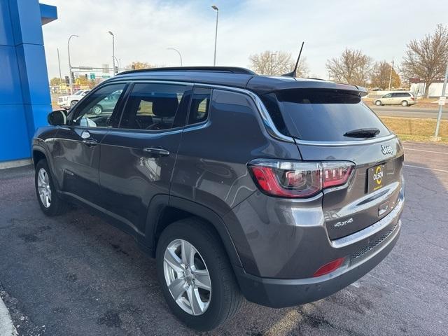 2022 jeep compass latitude
