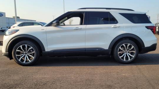 2025 Ford Explorer
