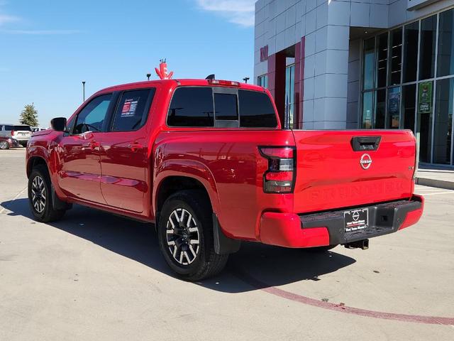 2022 nissan frontier sv