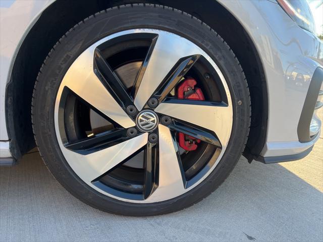 2019 volkswagen golf gti 2.0t s 4-door
