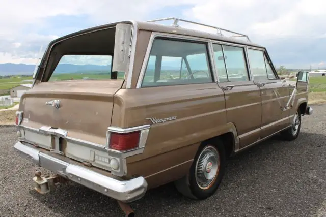 1967 jeep wagoneer, original paint, numbers matching, 1 owner, 65k orig. miles!!