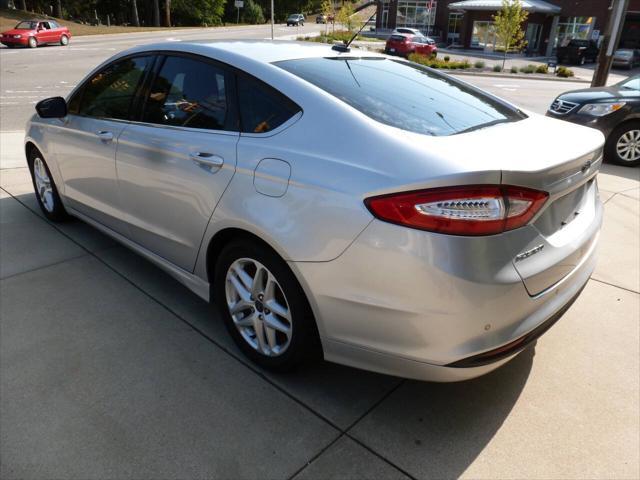 2015 ford fusion se