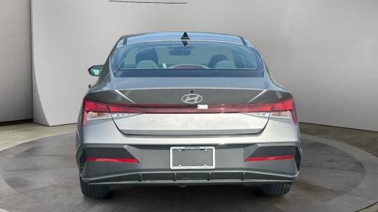 2024 Hyundai Elantra