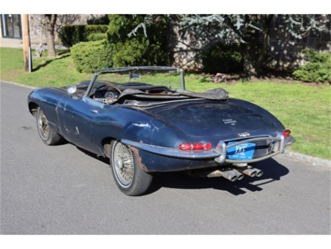 1967 jaguar xke in astoria, new york