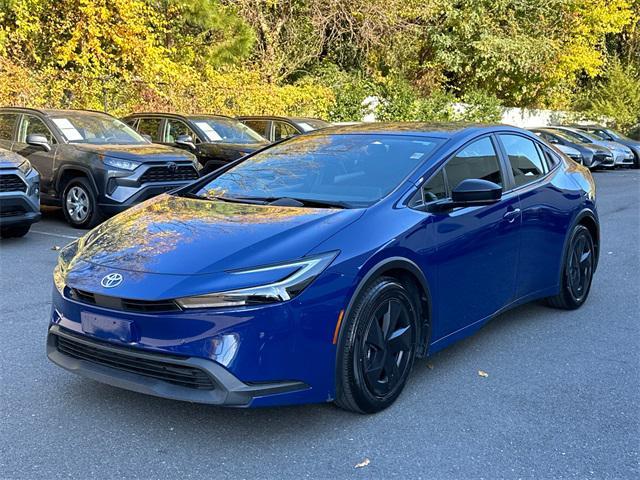 2023 toyota prius le