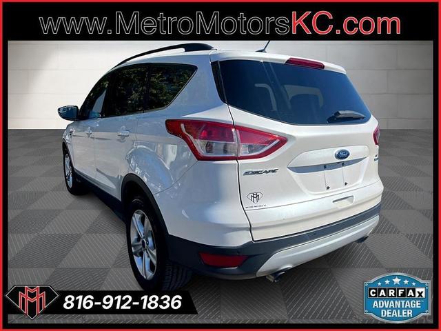 2015 ford escape se