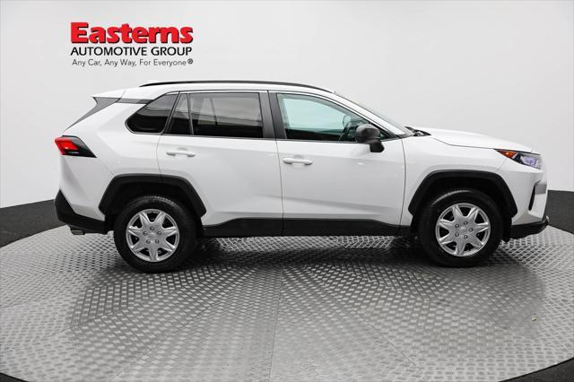 2020 toyota rav4 le