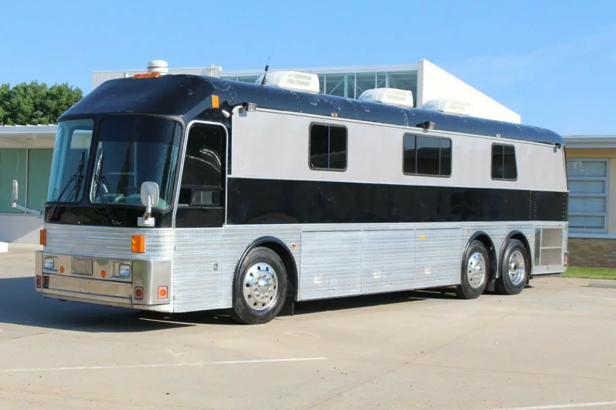 1990 eagle model 20 motor coach bus rv motor home skoolie entertainer used buses
