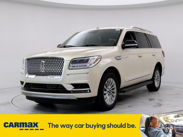 2018 lincoln navigator premiere