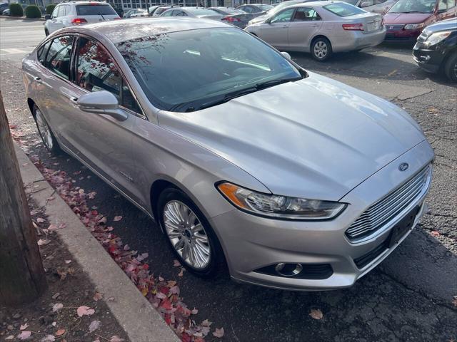 2015 ford fusion hybrid se