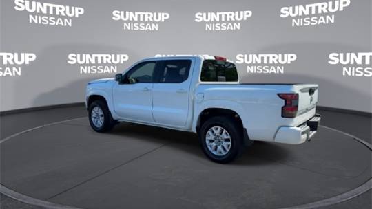 2023 nissan frontier sv