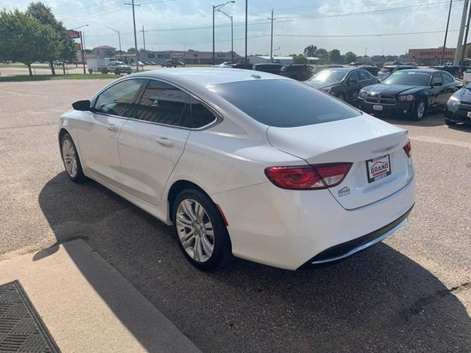 used 2016 chrysler 200 limited grand island, ne 68803 for sale in grand island, nebraska