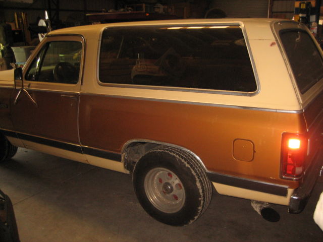 1985 dodge ramcharger