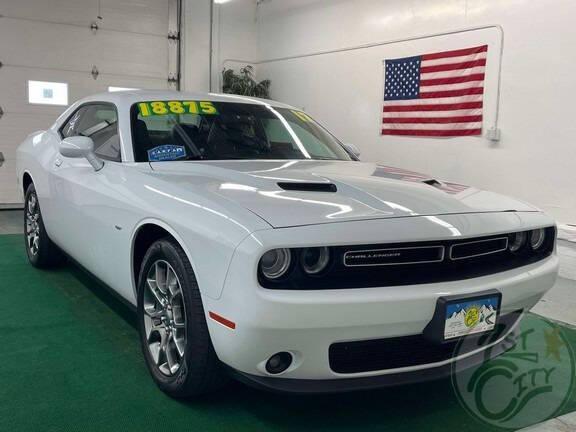 2017 dodge challenger gt