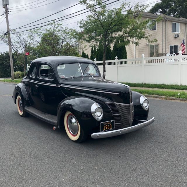 1940 ford deluxe hot rod coupe