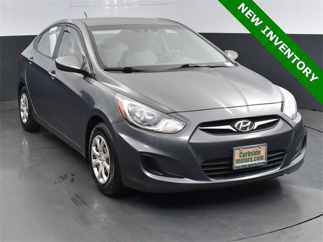 2012 hyundai accent gls
