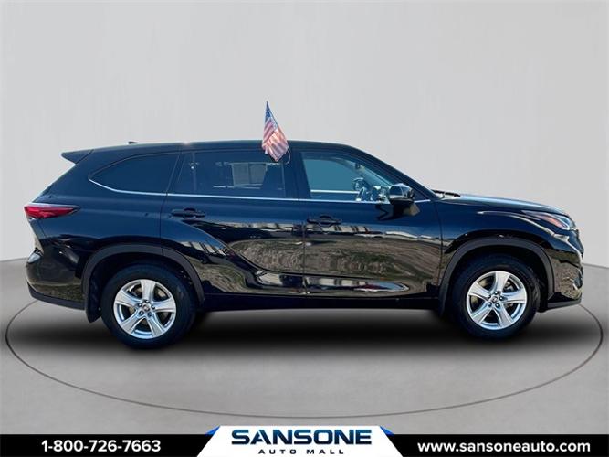 used 2021 toyota highlander le