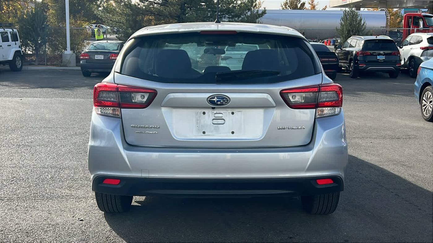 2023 subaru impreza base
