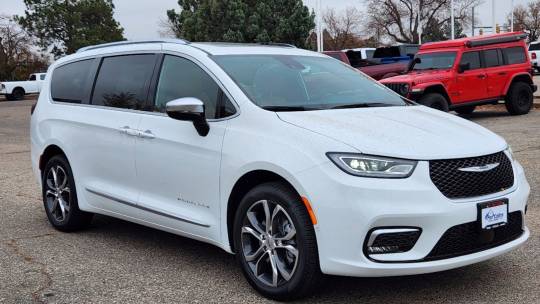 2025 Chrysler Pacifica