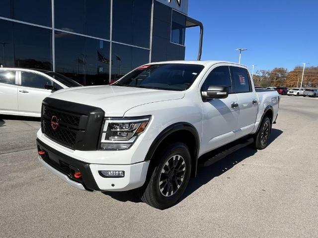 2023 nissan titan pro-4x