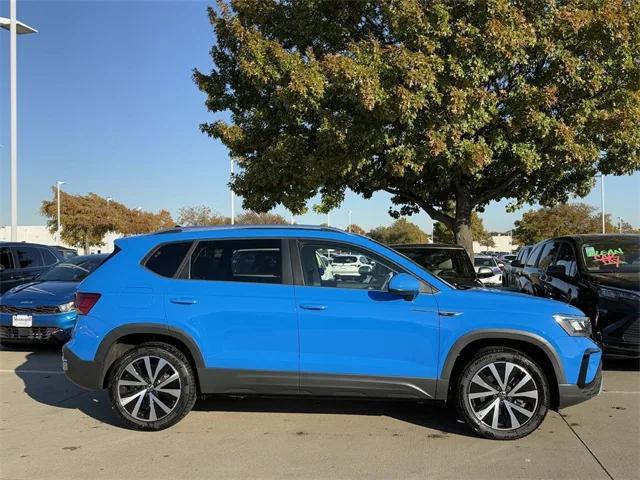 2022 volkswagen taos 1.5t se