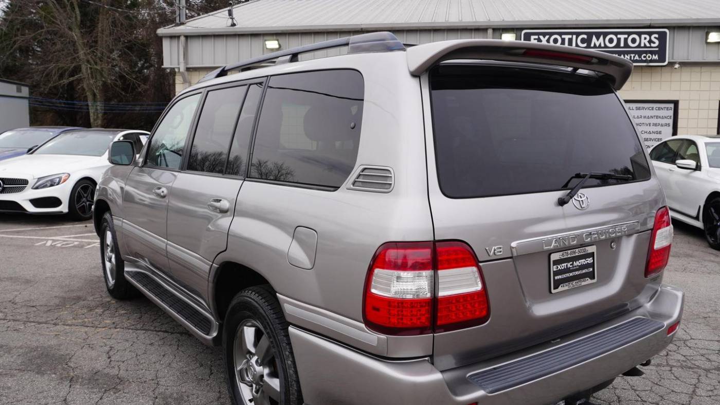 2006 toyota land cruiser base