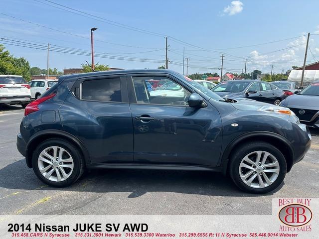 2014 nissan juke sv