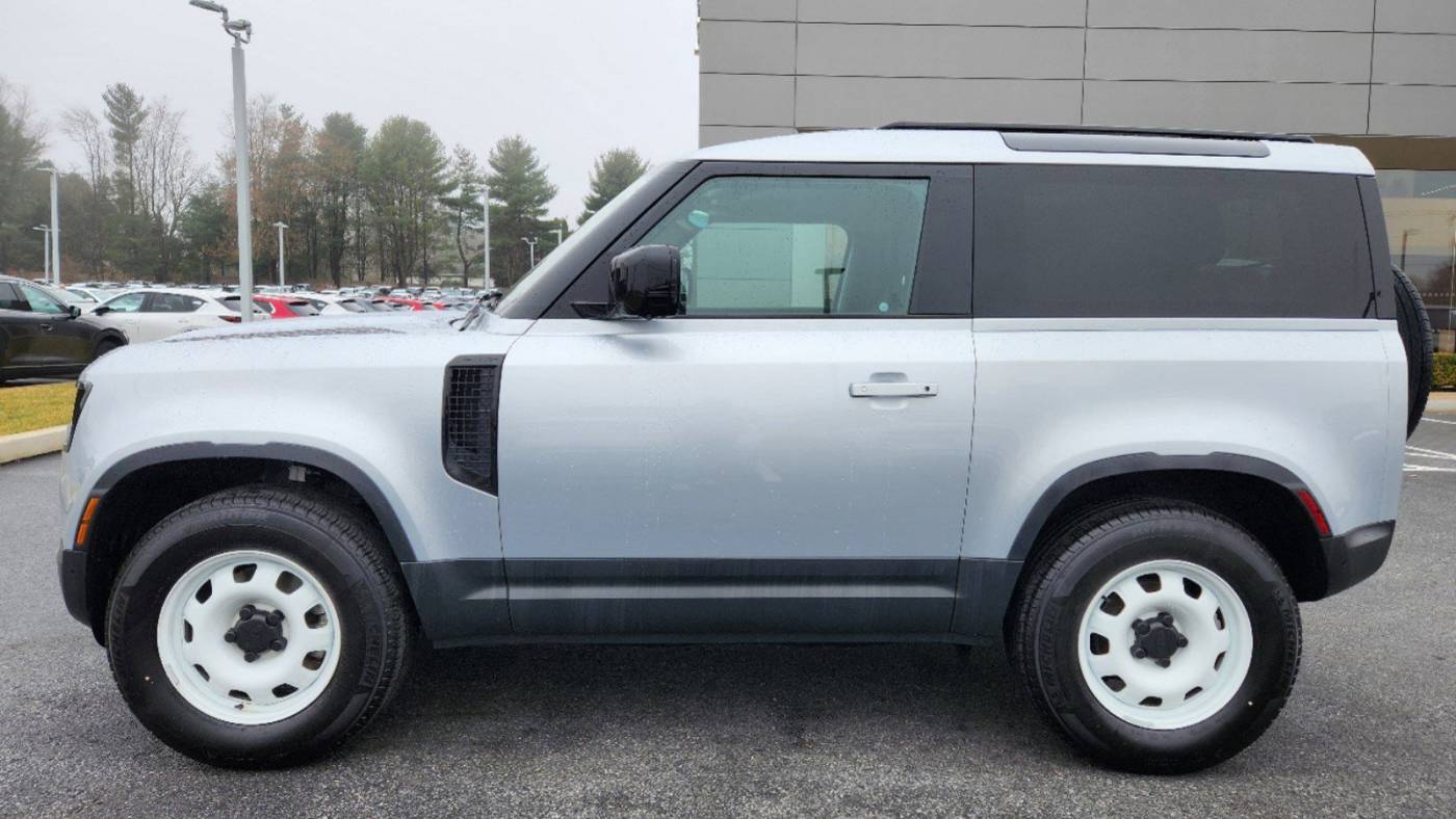 2022 land rover defender 90 standard