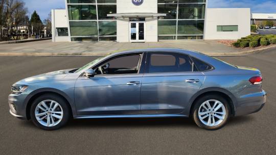 2020 Volkswagen Passat (North America and China) 2.0t s platinum