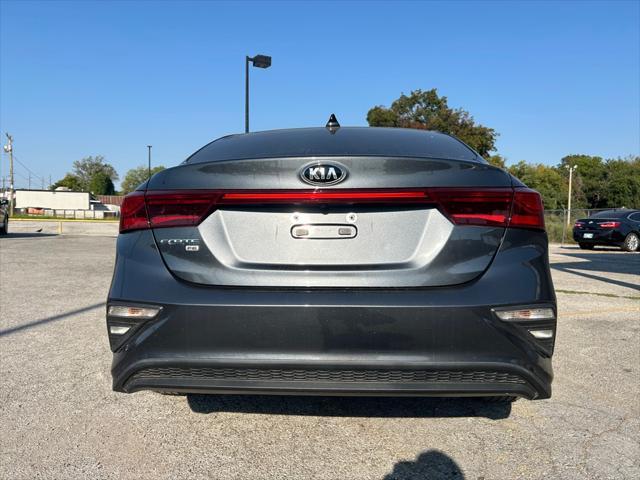 2021 kia forte fe
