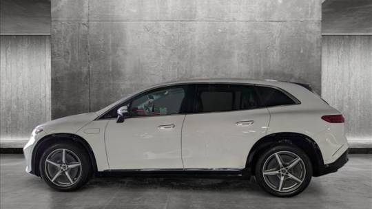 2023 Mercedes-Benz EQS SUV
