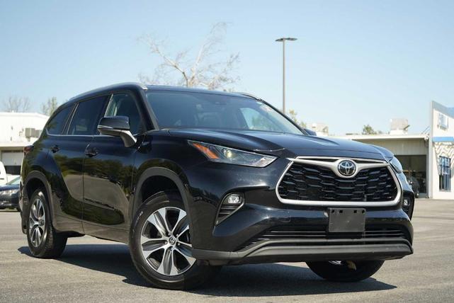 2022 toyota highlander xle