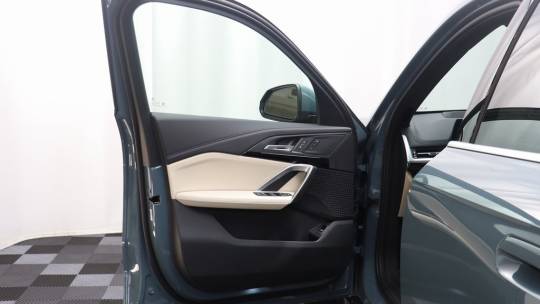 2025 BMW X1