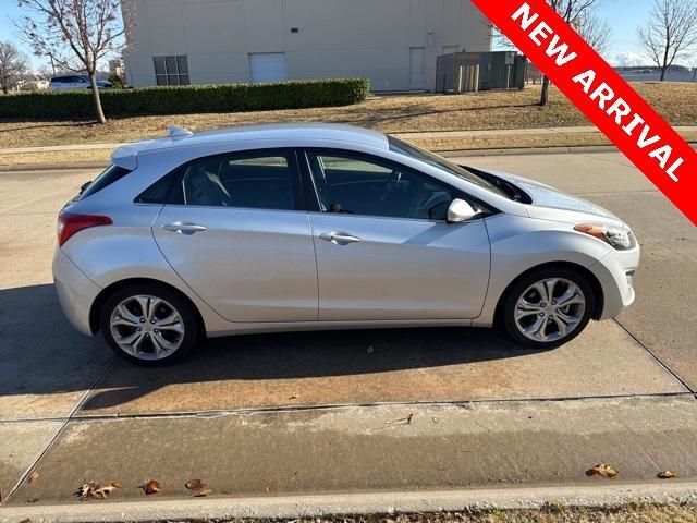2014 hyundai elantra gt base
