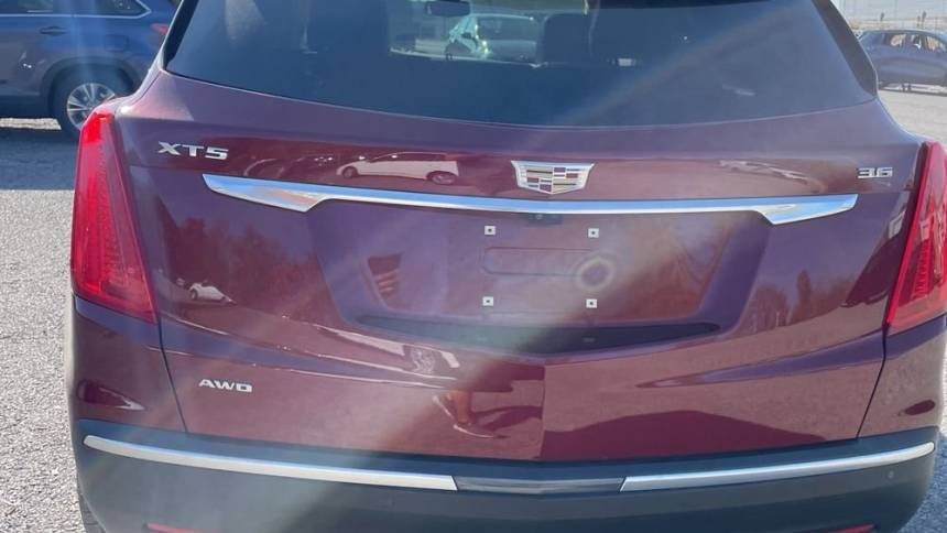 2018 cadillac xt5 platinum