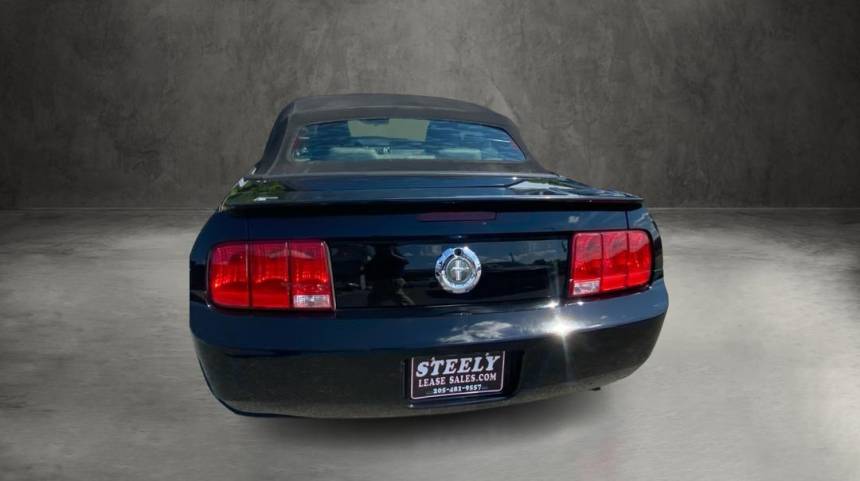 2008 ford mustang