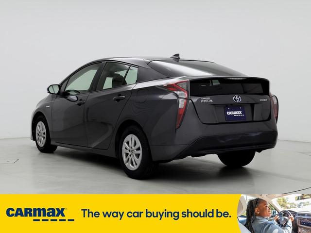 2017 toyota prius two